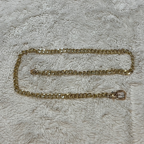 Gold Cuban link belt - Picture 4 of 5